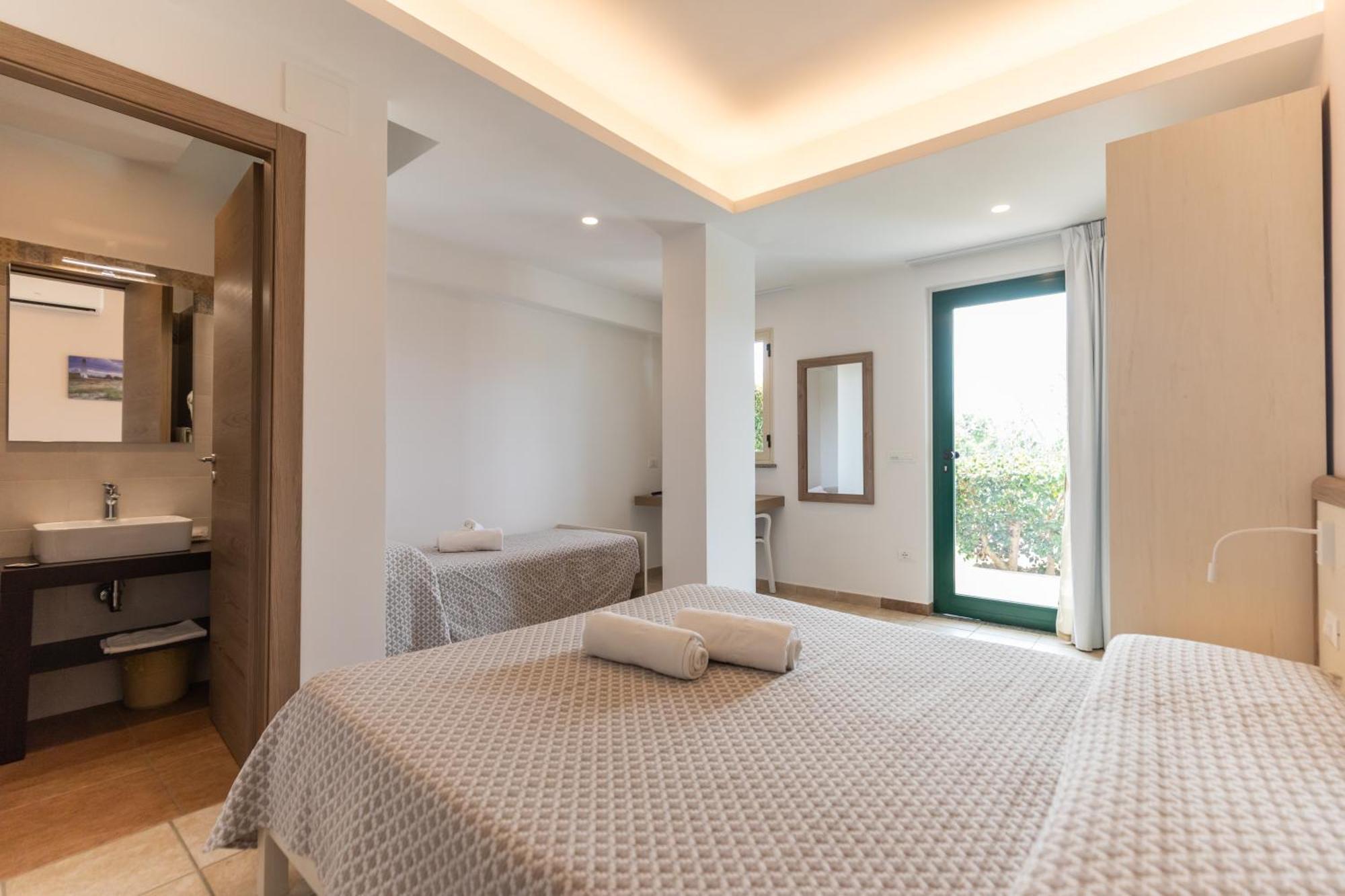 Hotel Marinella カーポ・ヴァチカーノ エクステリア 写真